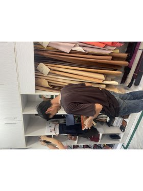 Hãy để lại thông tin đơn hàng qua Gmail : Eurovonaco@mail.com ( Chúng tôi luôn ưu tiên sự bảo mật của quý khách )
